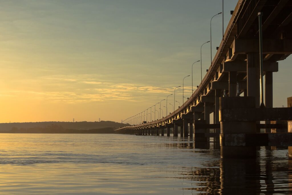 Ayrton-Senna-1-1024x684 No meio do caminho, várias pontes