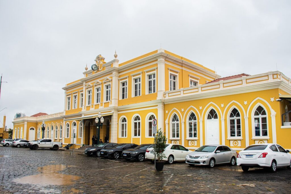 Estacao-Saudade-Foto-Bruno-Tadashi-1024x682 Entre campos e arenitos