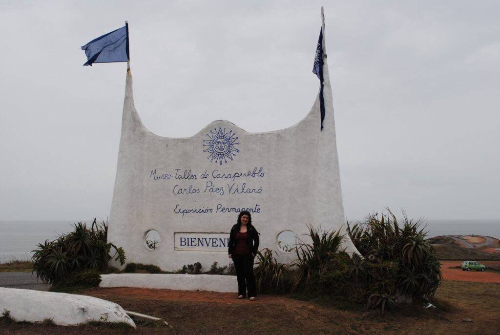 513743421_10232307747289531_6518465731747863457_n-1024x686 Casapueblo - uma "Escultura Habitável"
