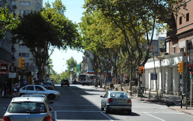 Captura-de-tela_19-9-2025_22054_pelomenosviajar.blogspot.com_ Tour por Montevidéu - 2