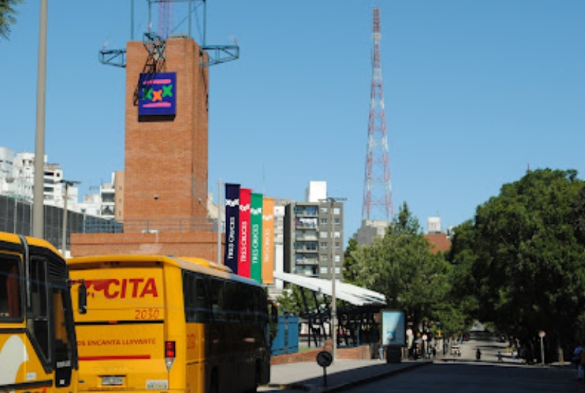 Captura-de-tela_19-9-2025_221715_pelomenosviajar.blogspot.com_ Chegando de Montevidéu