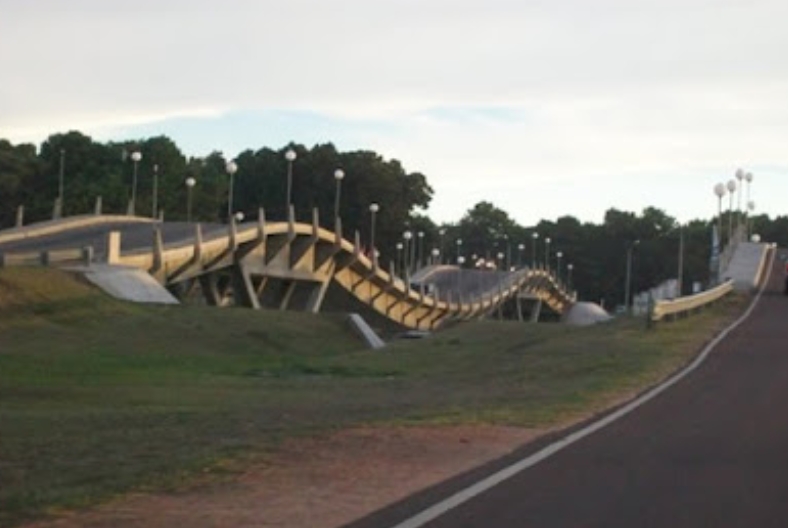 Captura-de-tela_19-9-2025_22465_pelomenosviajar.blogspot.com_ Punta Del Este, a Miami da América do Sul