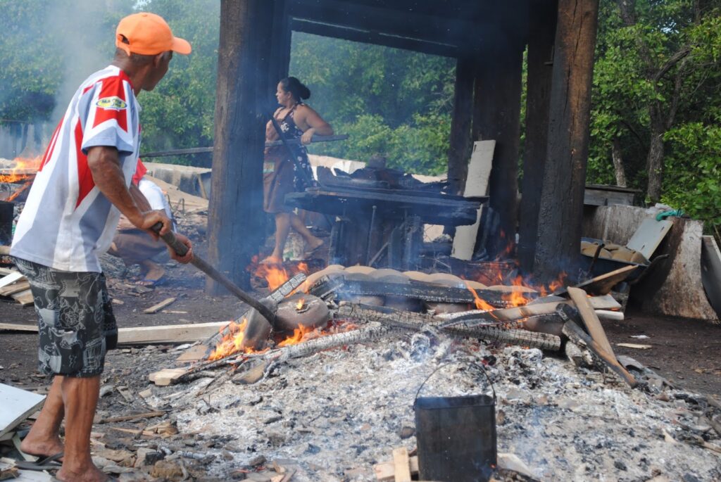 DSC_0110-1024x685 A tradição capixaba em panelas de barro