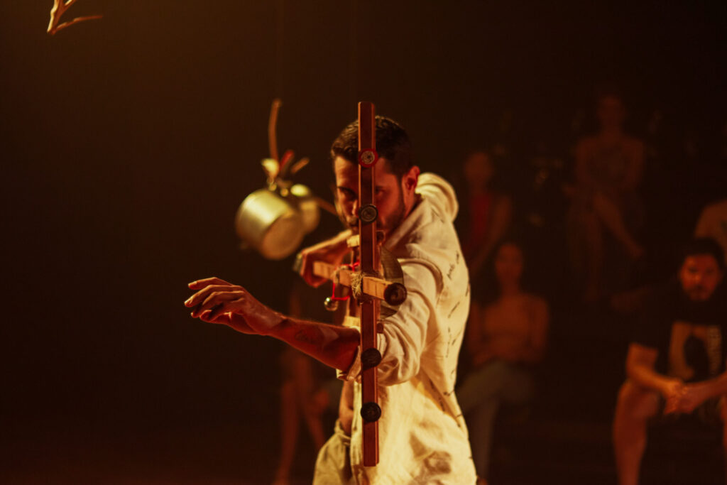 FIANDEIRO-DE-TEMPOS-oficina-1-scaled-1-1024x683 Sesc Londrina Cadeião recebe espetáculos do circuito nacional Palco Giratório