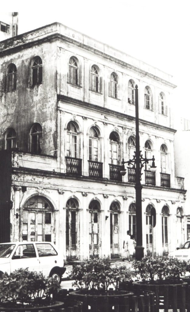 Hotel-Johnscher-abandonado-625x1024 Charmoso Johnscher