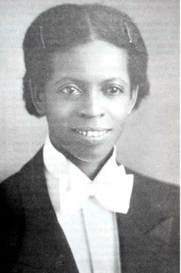 enedina - Somente a foto da esquerdab