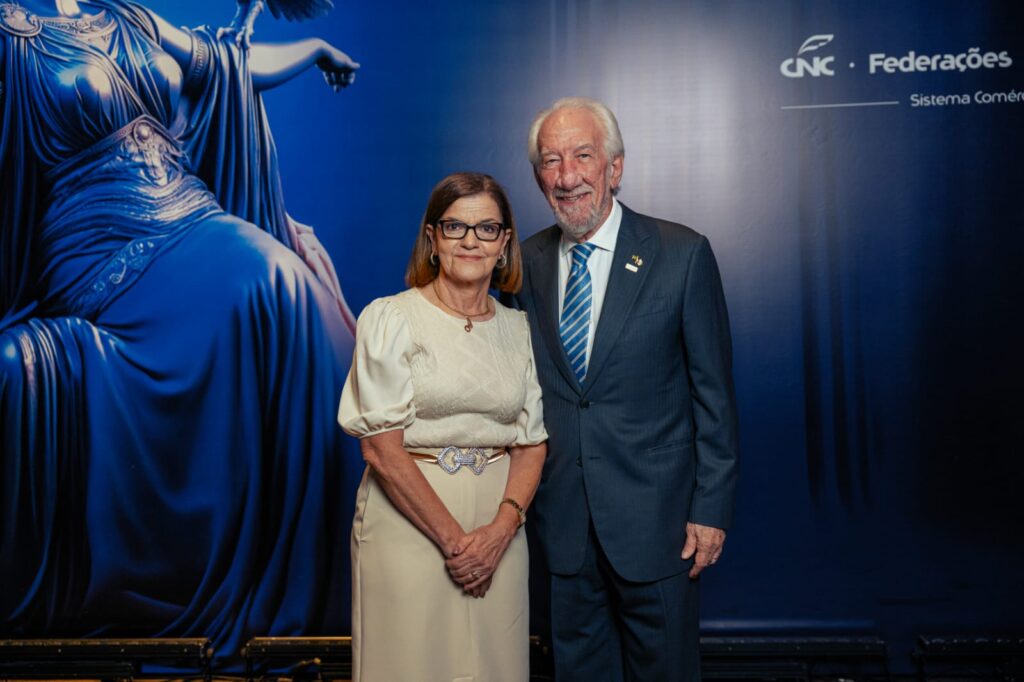 Sivana-recebe-Premio-Atena-CNC-1024x682 Sivana: exemplo nacional