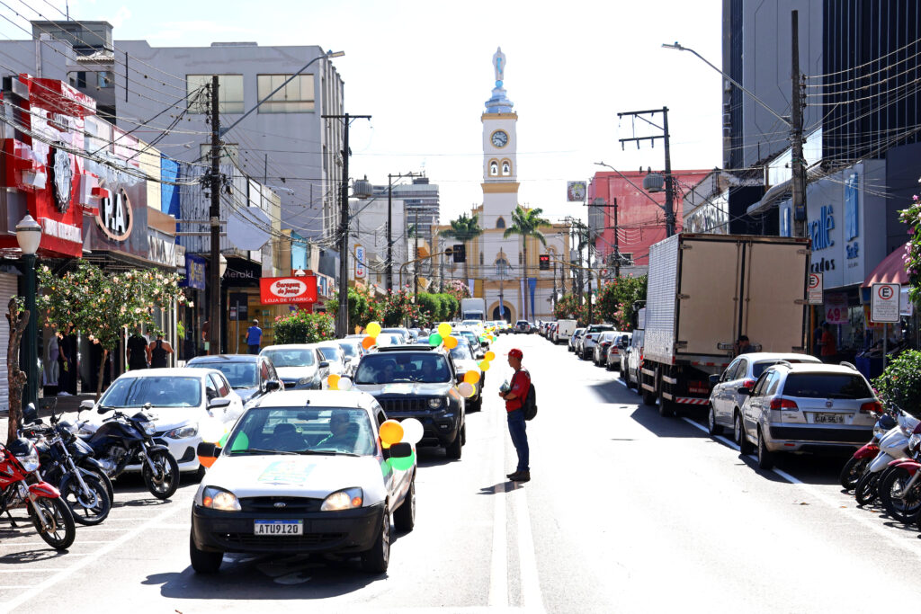 2-ANA-Carreata-abre-17o-Apucarana-Liquida-1-1024x683 Sivana: exemplo nacional