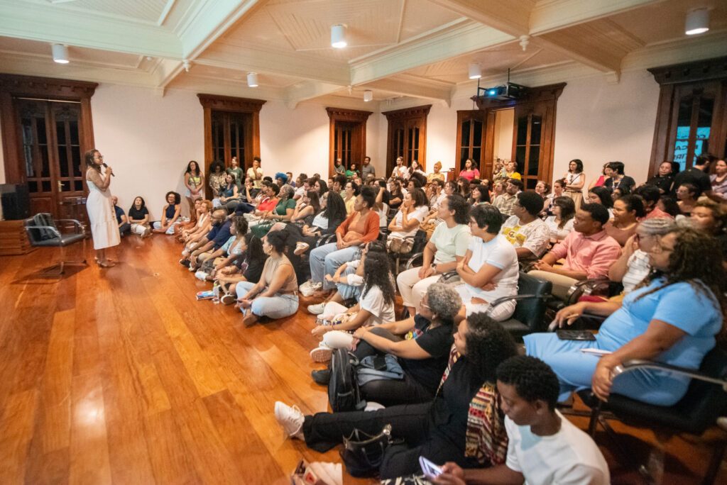 55133232994_4ae84e913c_o-scaled-1-1024x684 Bárbara Carine reflete sobre a importância da valorização da identidade negra no Sesc Mulheres