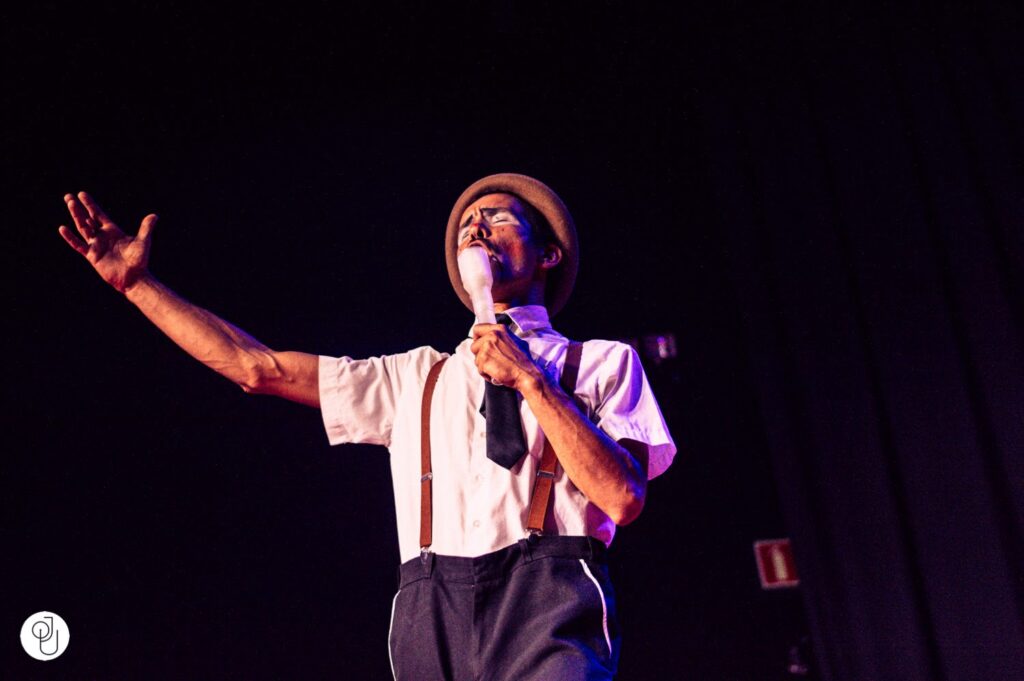 4-Poca-Sombra-1-Foto-Luiza-Braga-1024x681 Sesc Londrina Cadeião realiza 4ª Mostra Solo de Artes Cênicas