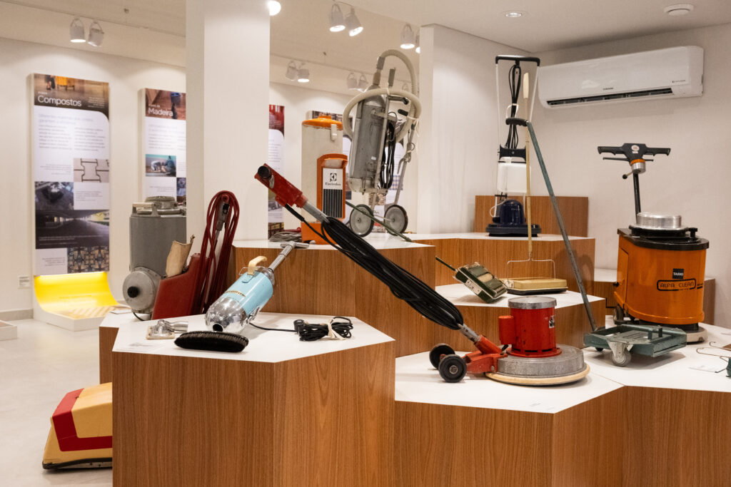 55178557749_efcafdc2c2_o-1-1024x683 Museu da Limpeza é inaugurado em Curitiba com acervo inédito no país