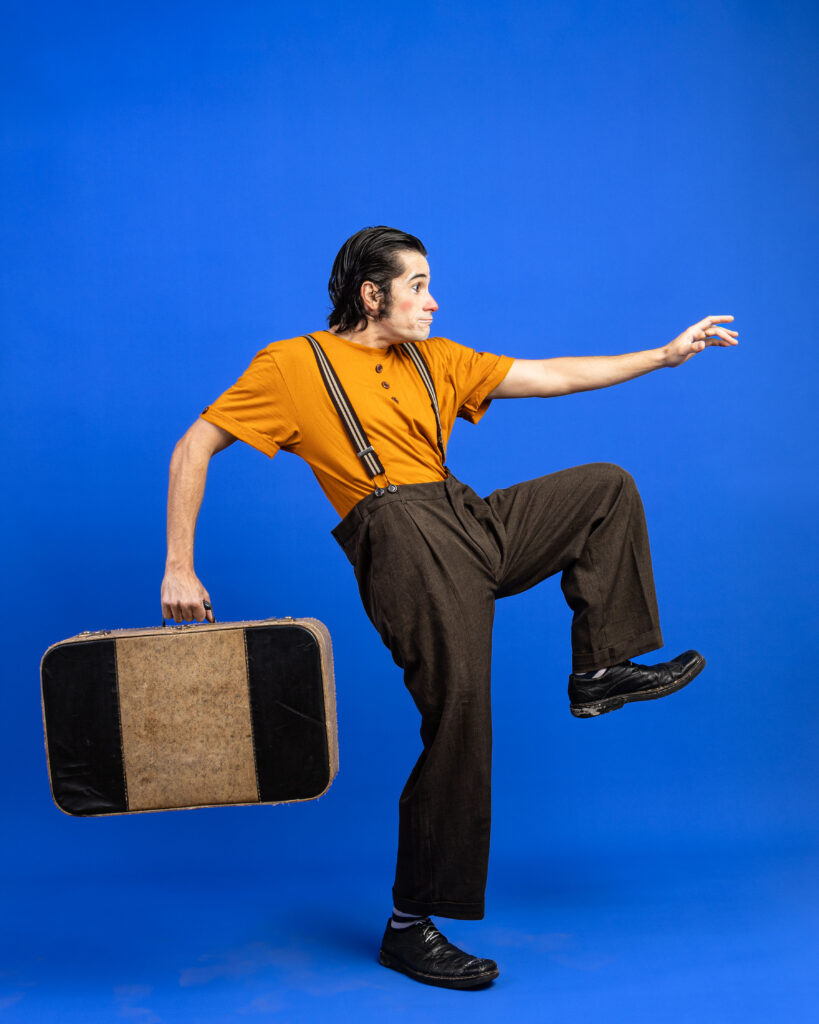 Oficina-2-Mimica-Foto-Mauro-Machado-819x1024 Sesc Londrina Cadeião realiza 4ª Mostra Solo de Artes Cênicas